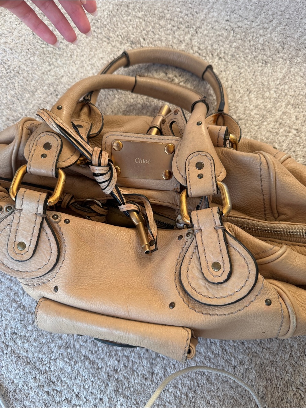 Chloé Beige Leather Shoulder Satchel with Gold Hardware - Picture 3 of 4